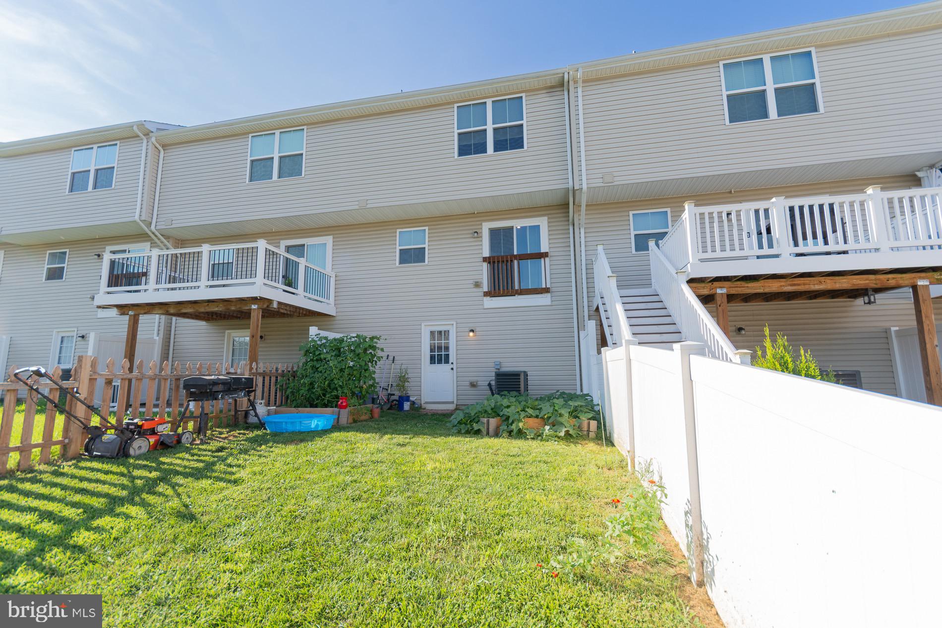 STONECREST - Residential