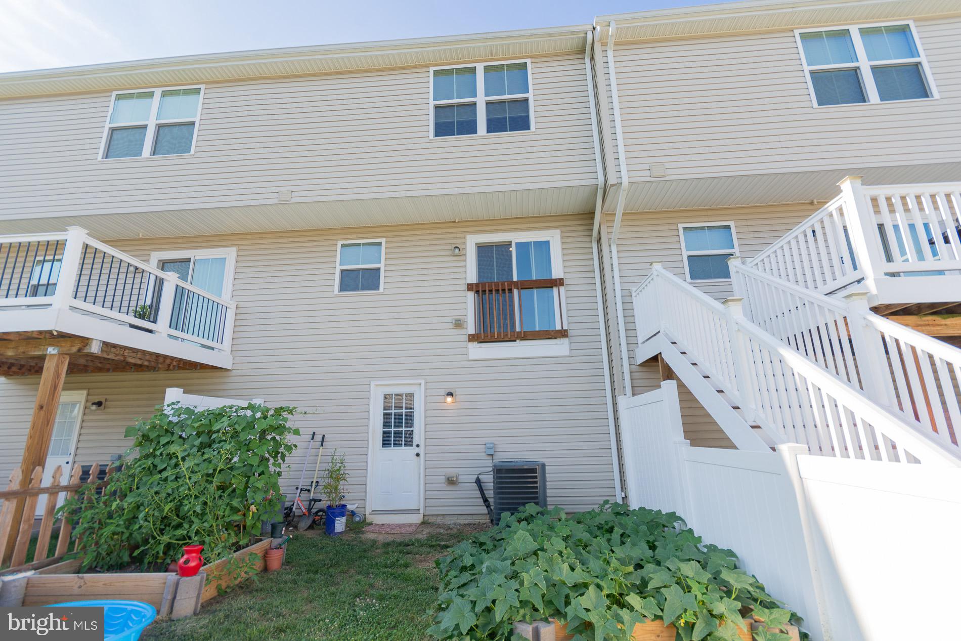 STONECREST - Residential