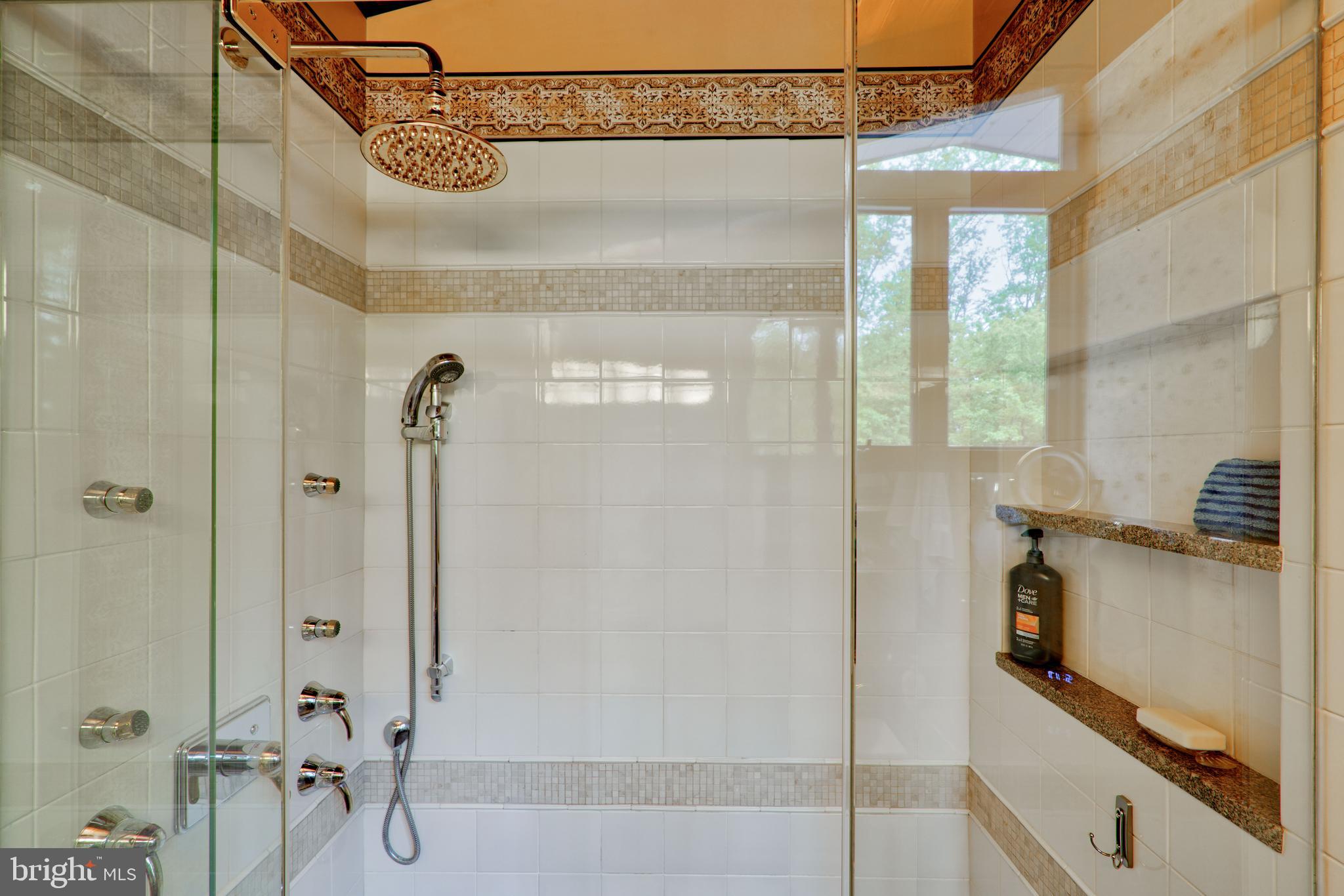 PARKTON - Residential