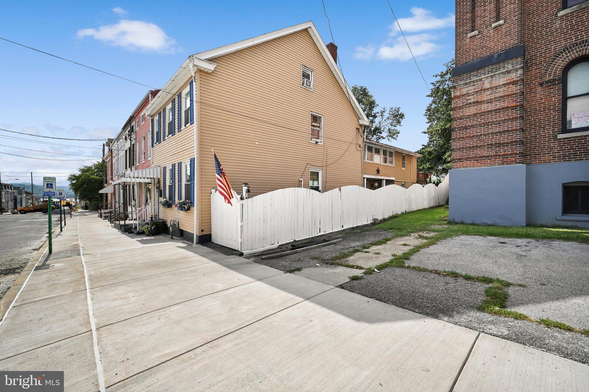 219 WALNUT STREET