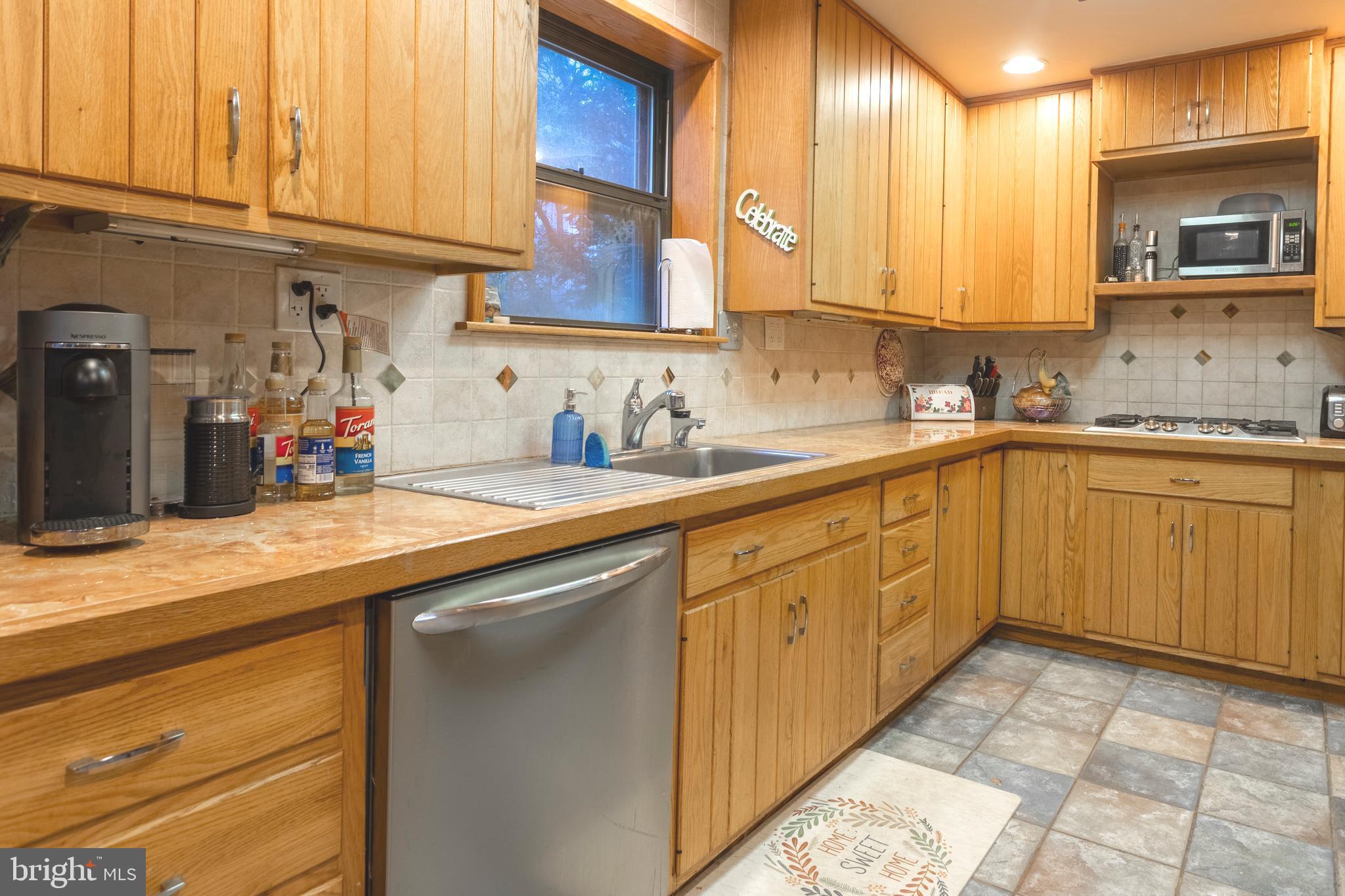 WESTGATE HILLS - Residential