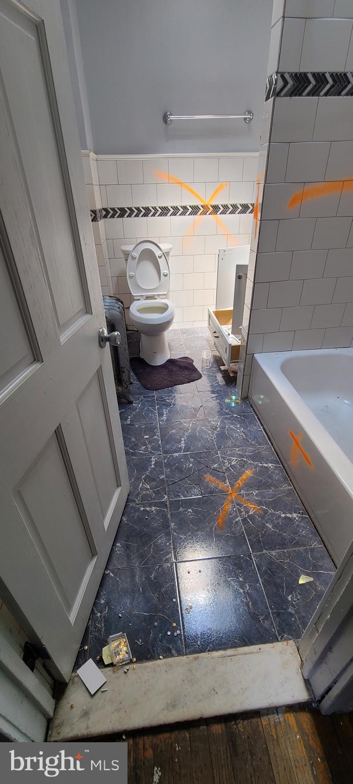 WALNUT HILL - Residential