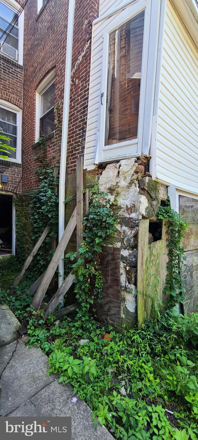 WALNUT HILL - Residential