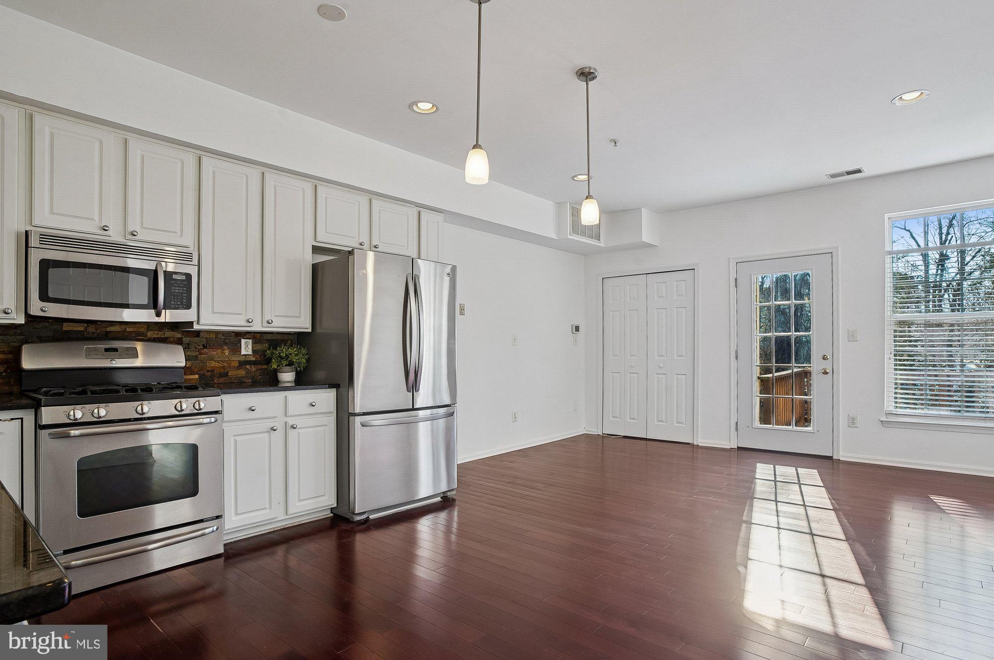 HARBOUR GATES - Residential