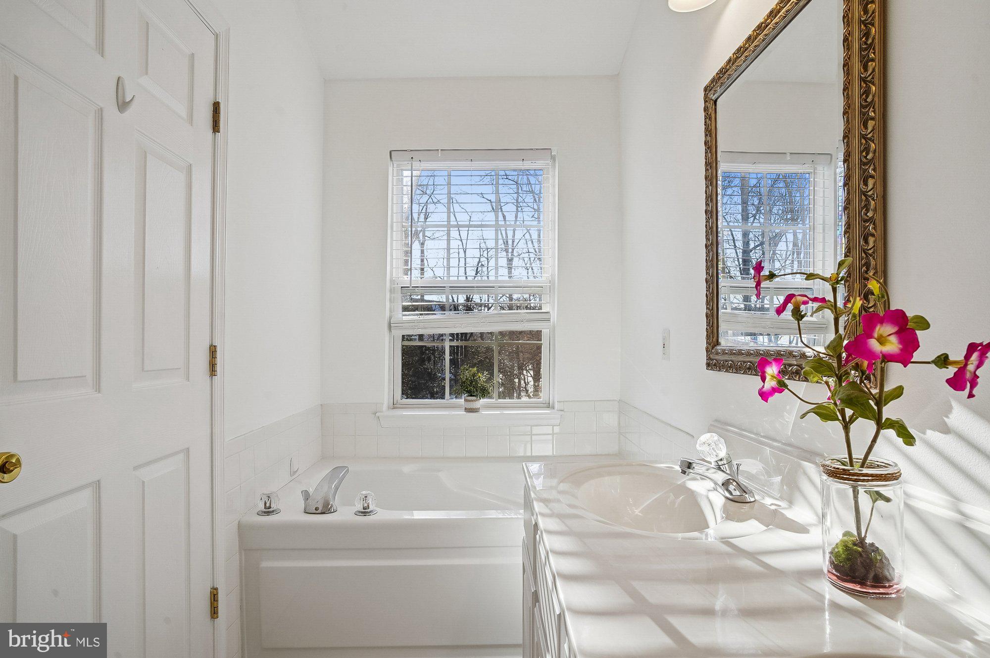 HARBOUR GATES - Residential