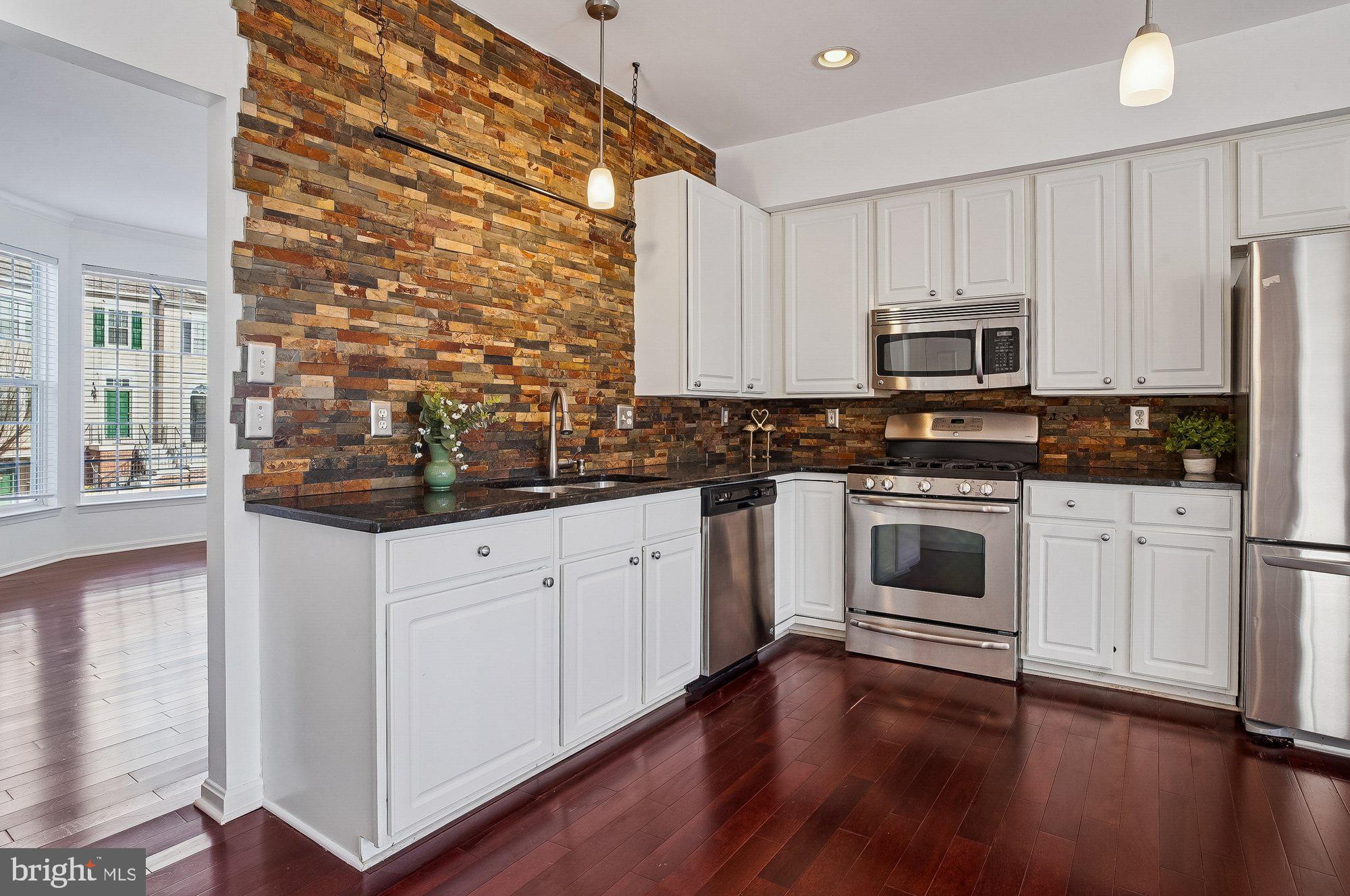 HARBOUR GATES - Residential