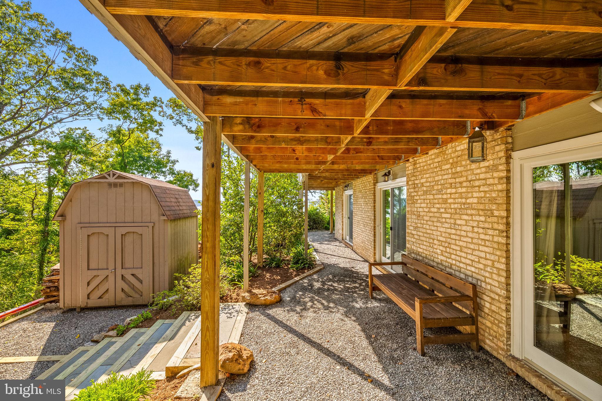 RUGBY HALL - Residential