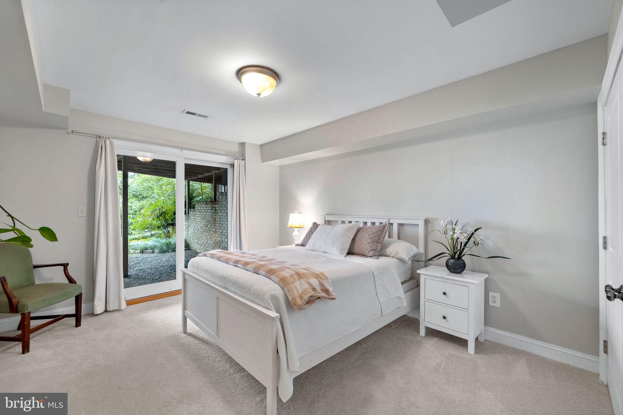 RUGBY HALL - Residential