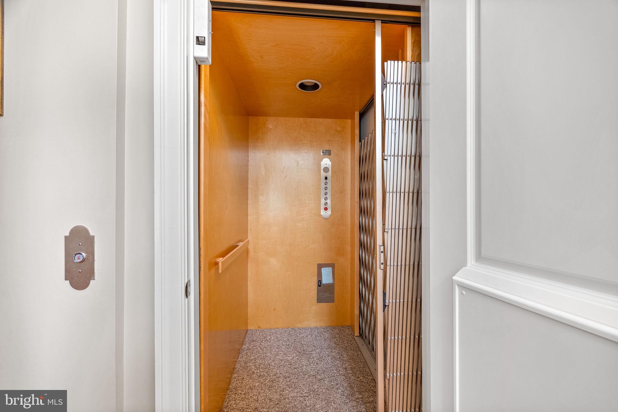 RUGBY HALL - Residential