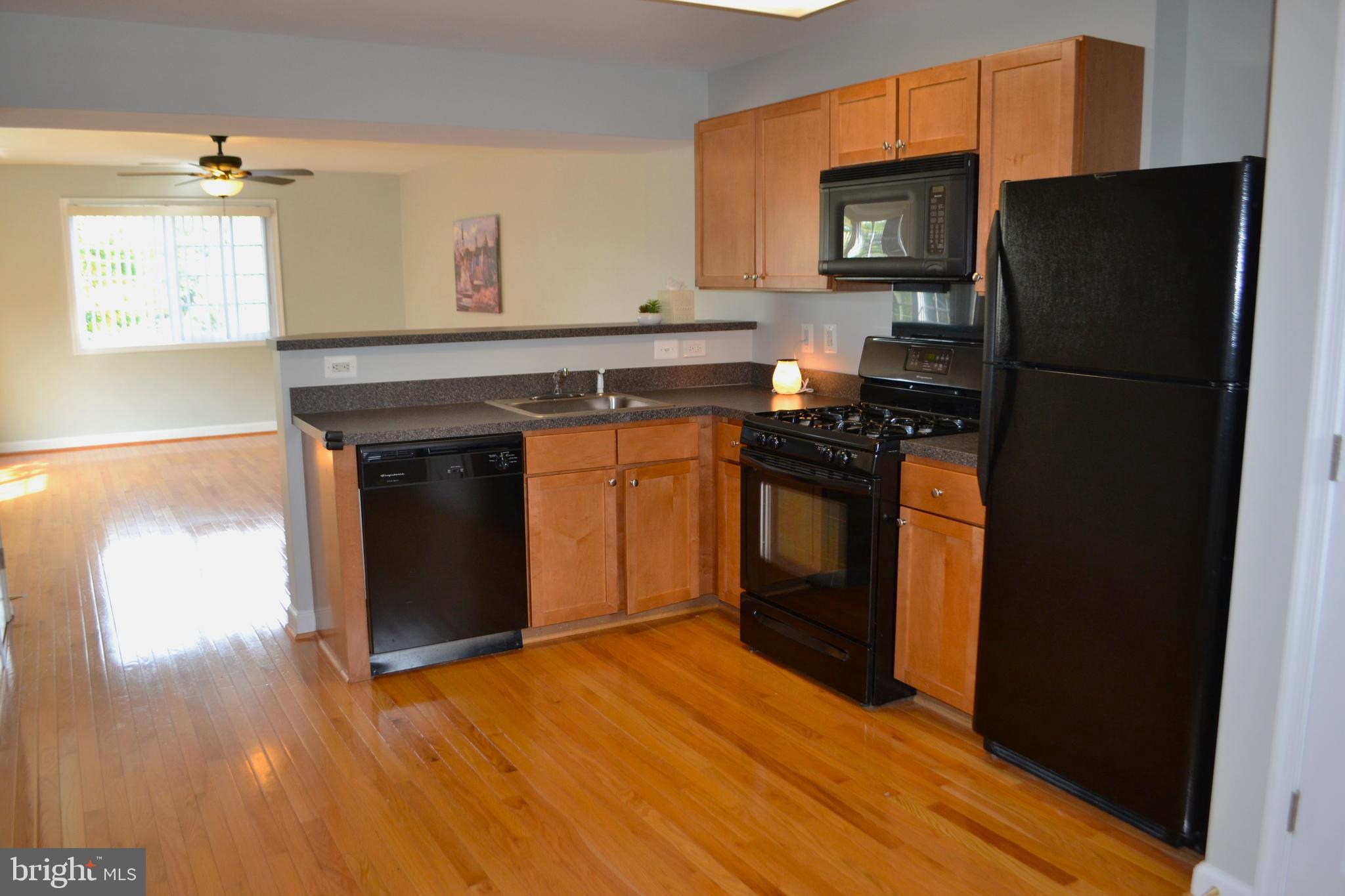 PARKSIDE AT ALEXANDRIA - Residential