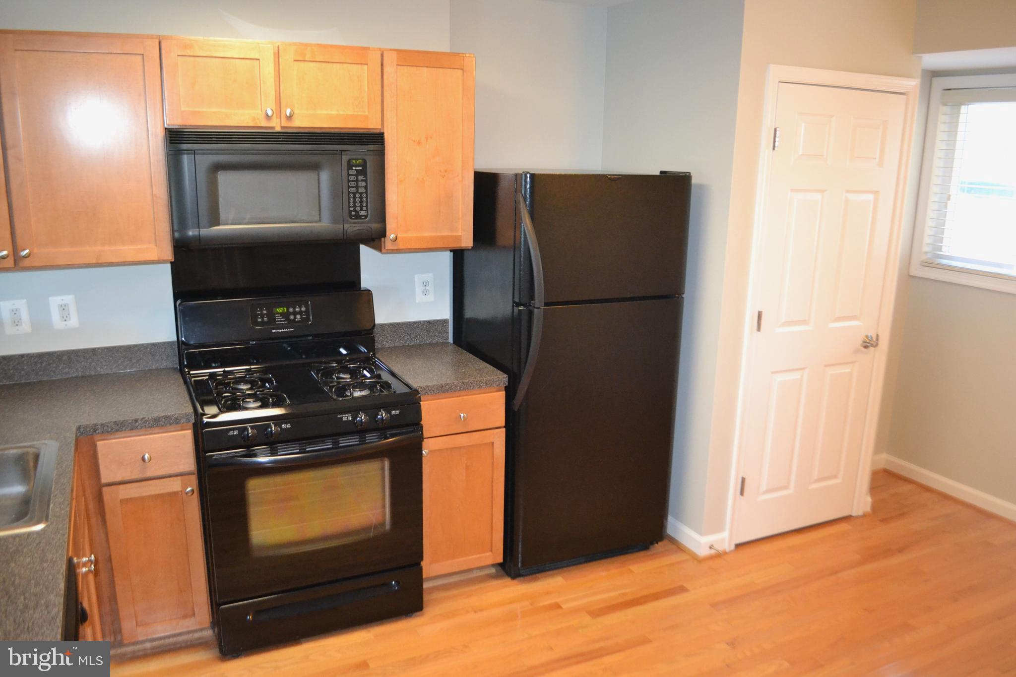 PARKSIDE AT ALEXANDRIA - Residential