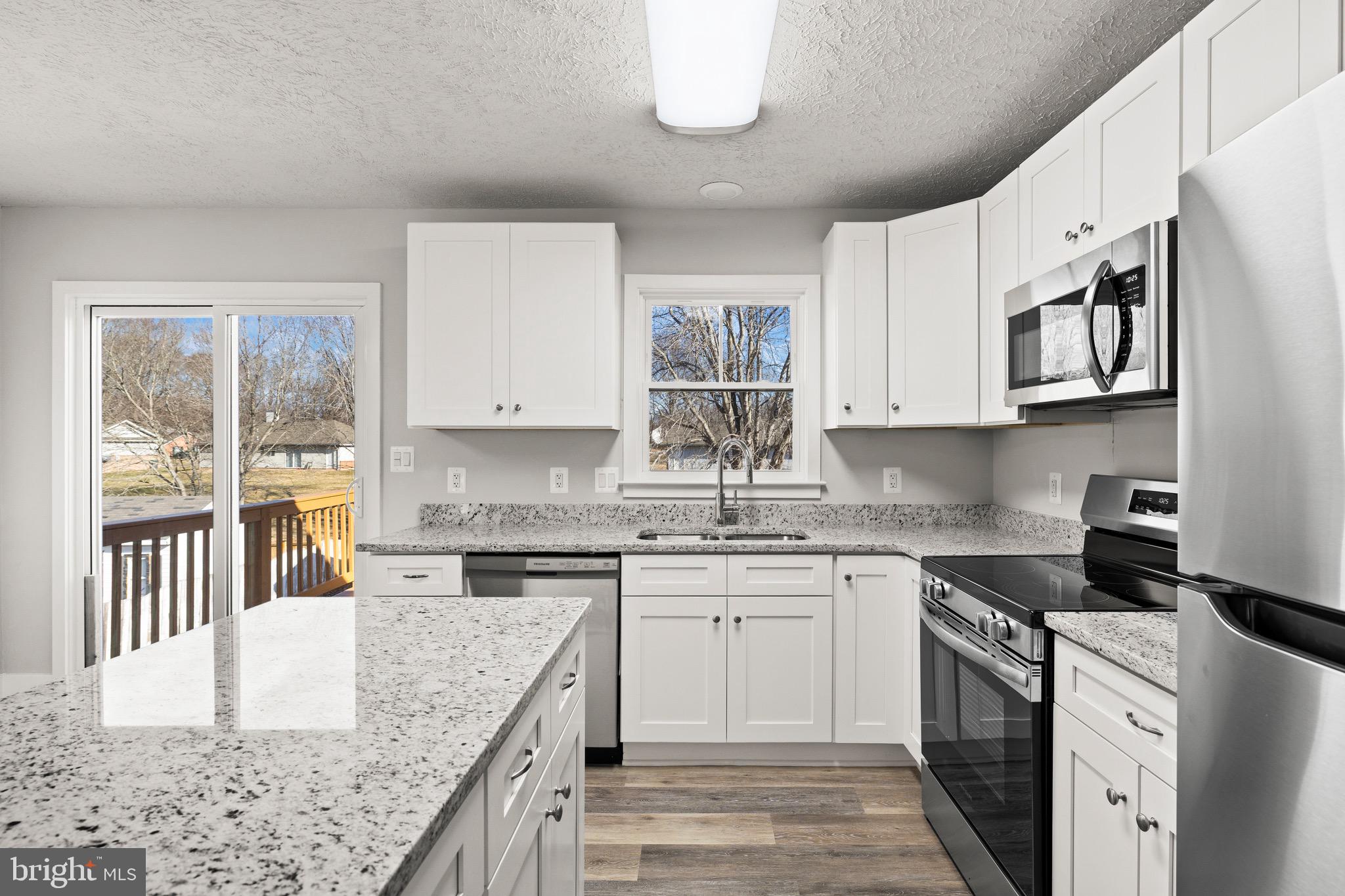 RAINTREE - Residential