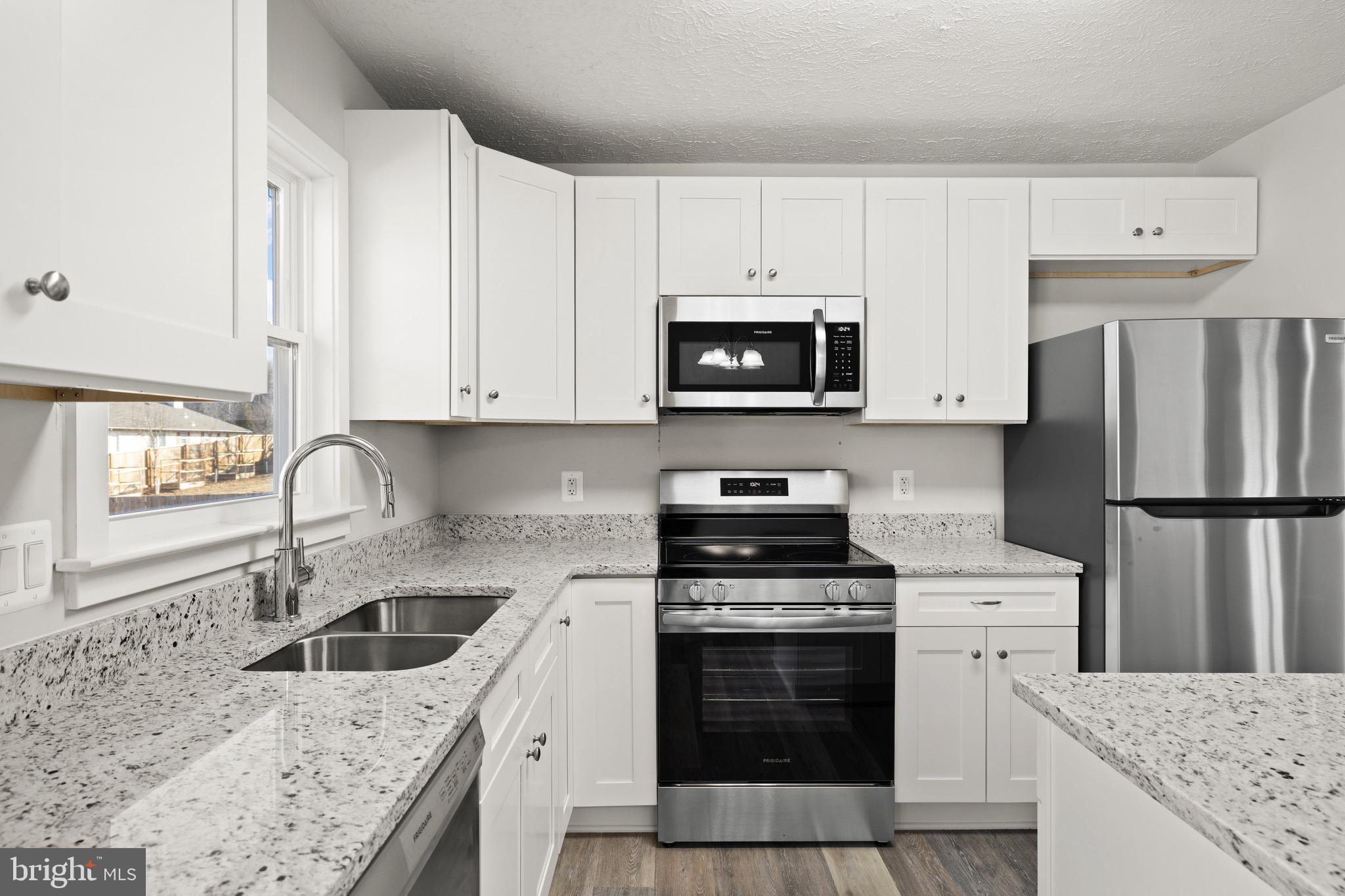 RAINTREE - Residential