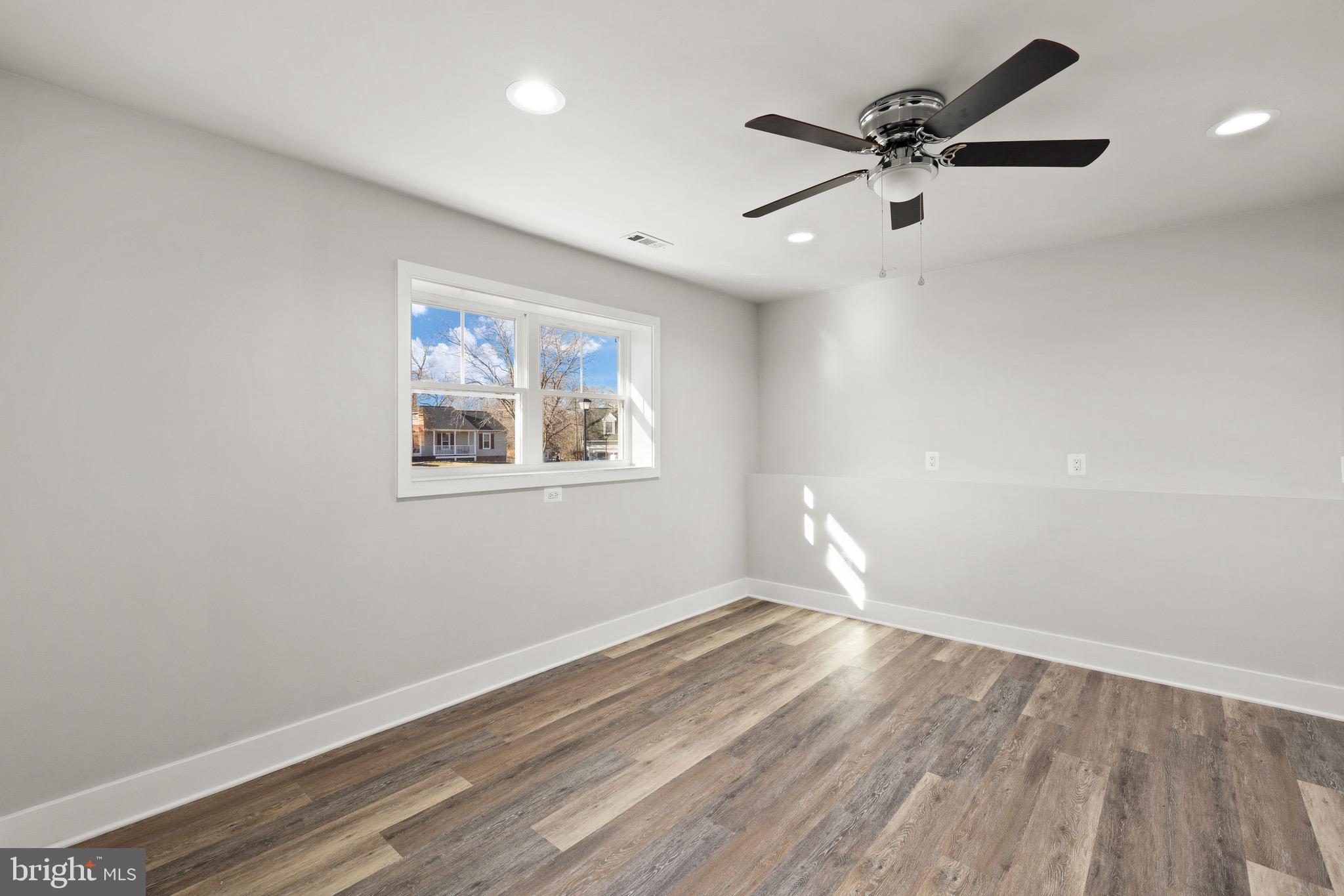 RAINTREE - Residential