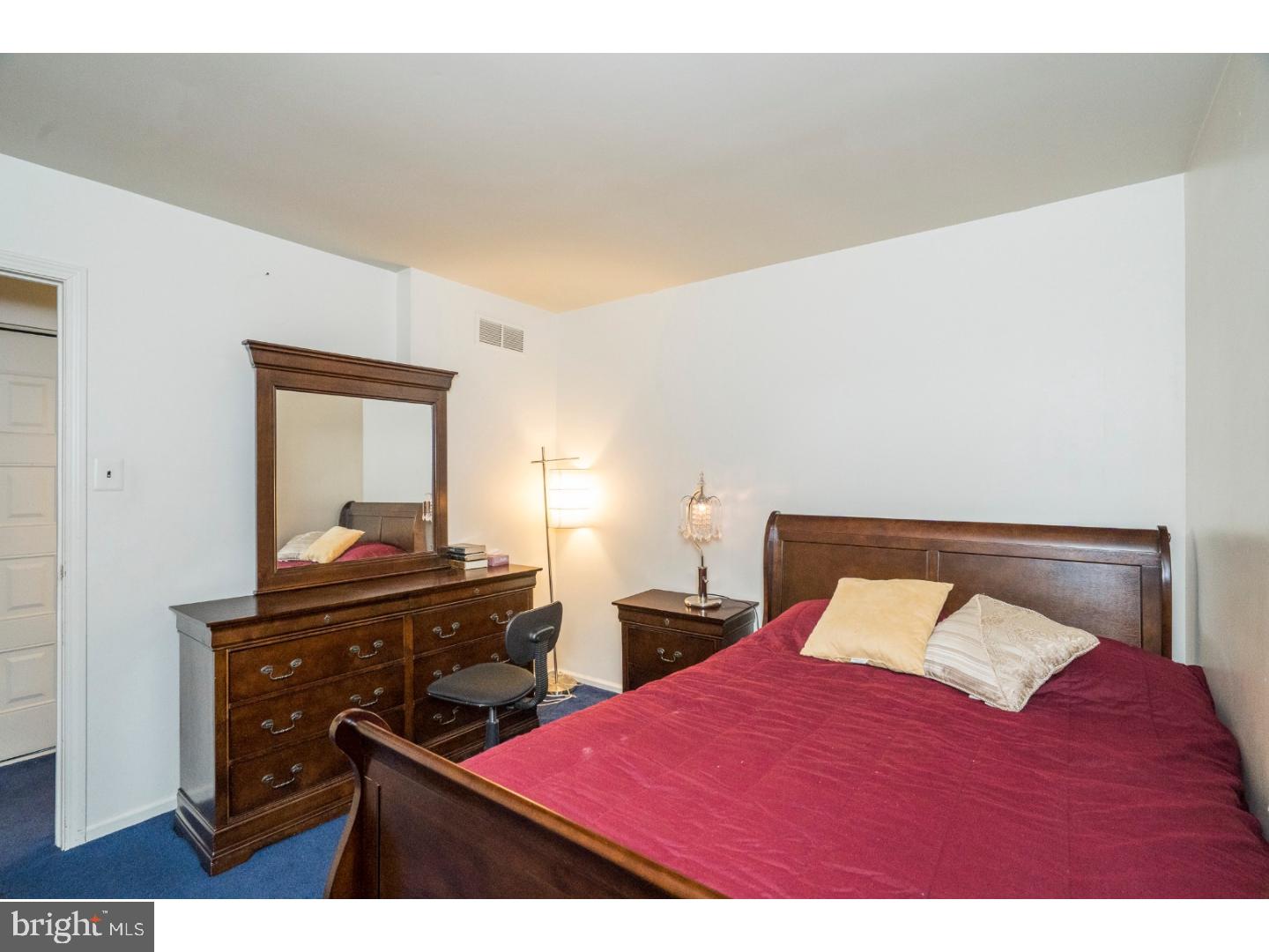 RHAWNHURST - Residential