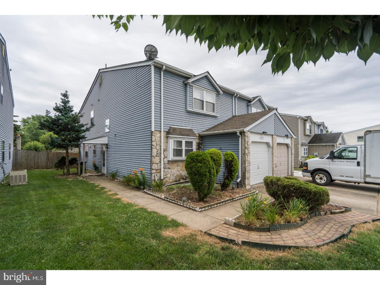 RHAWNHURST - Residential