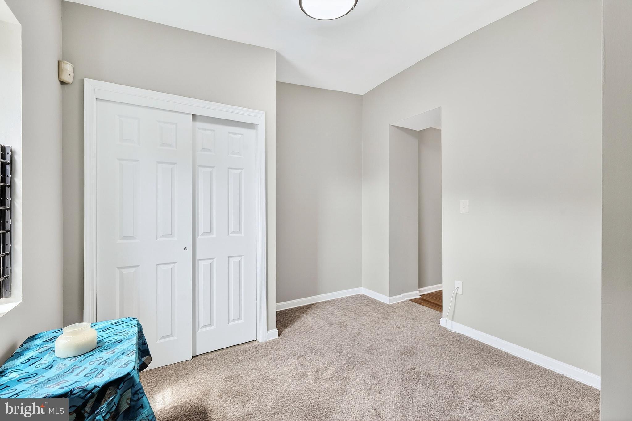 BROADWAY EAST - Residential