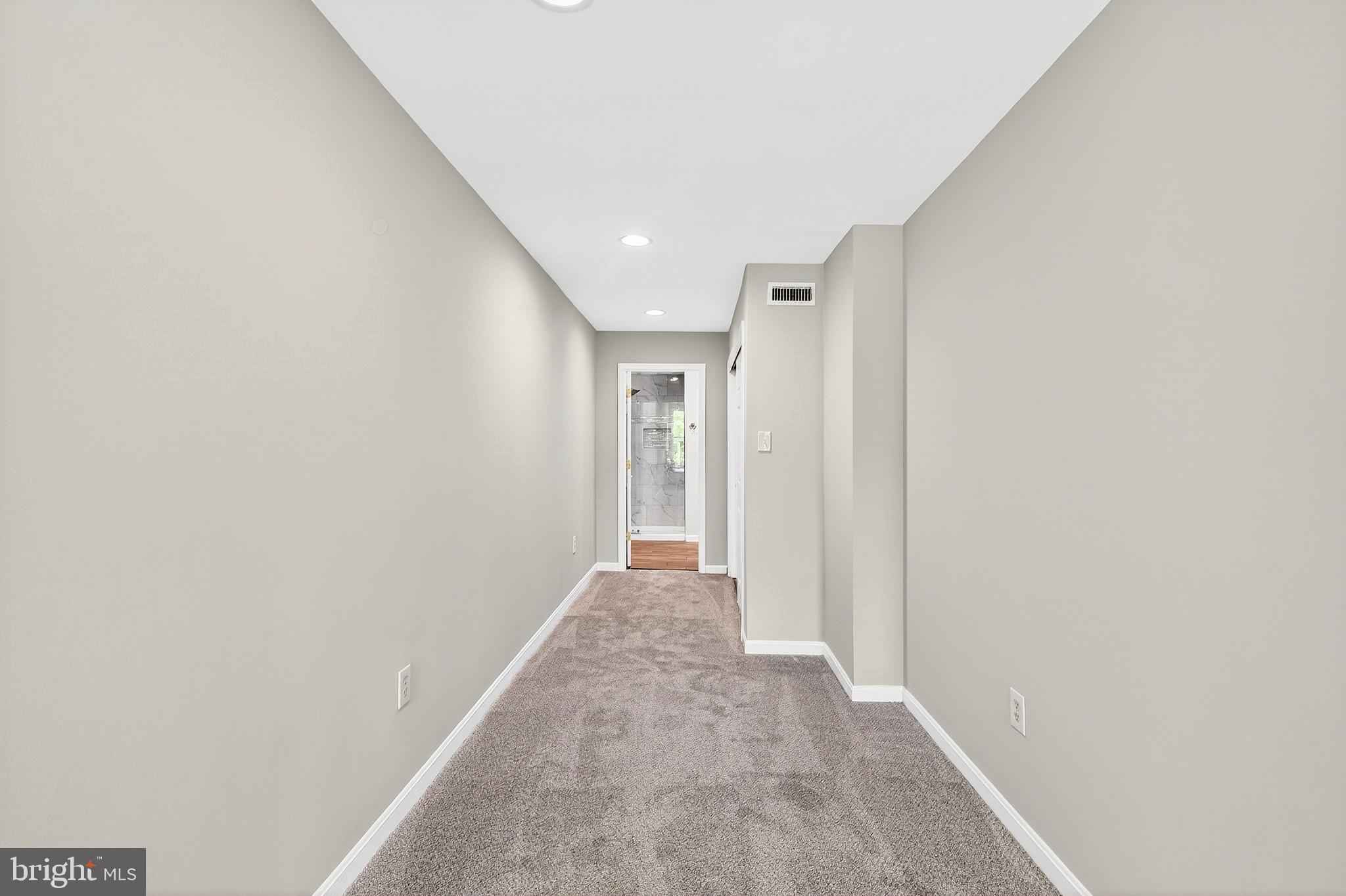 BROADWAY EAST - Residential