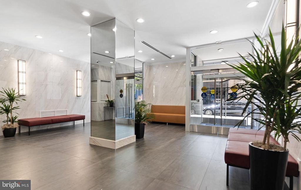 Photo of 2101 - 17 Chestnut Street #810, PHILADELPHIA, PA 19103 (MLS # PAPH2563184)