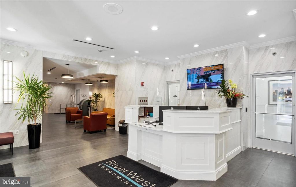 Photo of 2101 - 17 Chestnut Street #810, PHILADELPHIA, PA 19103 (MLS # PAPH2563184)