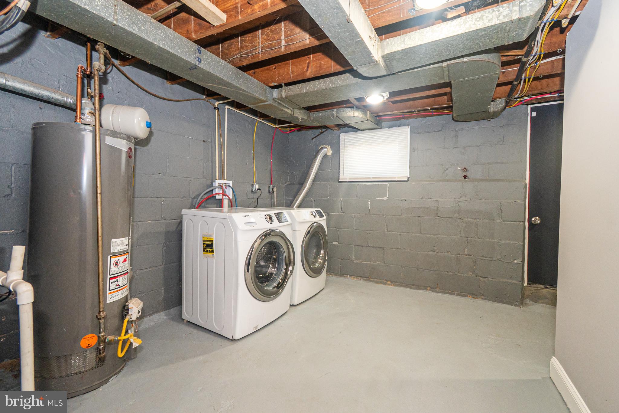 BELAIR-EDISON - Residential Lease