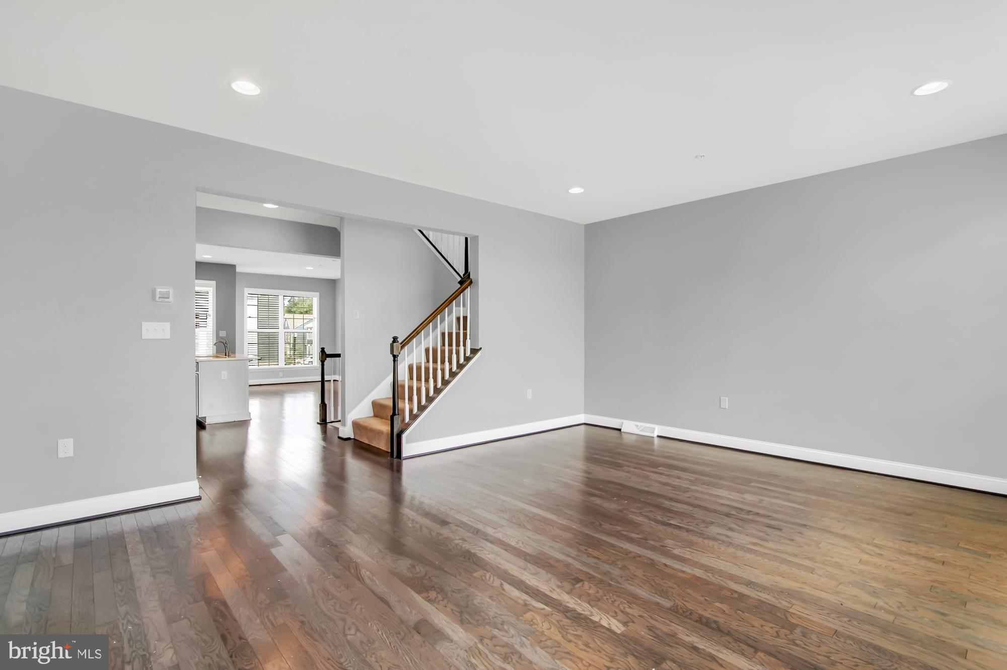 BELMONT - Residential Lease