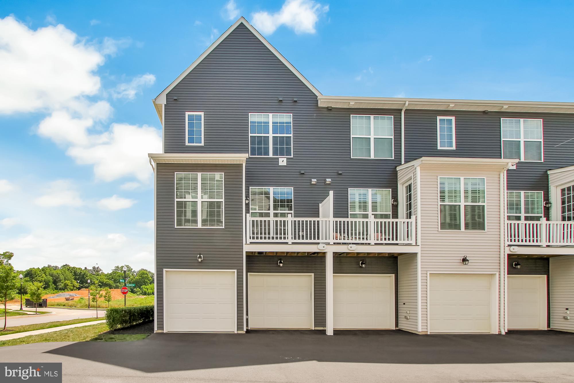 BELMONT - Residential Lease