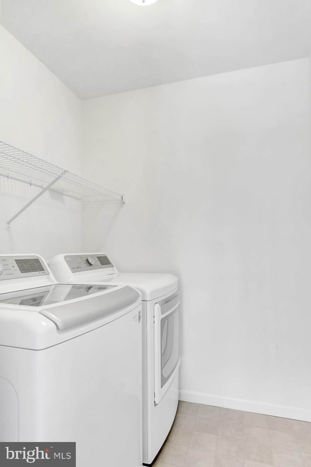 BELMONT - Residential Lease