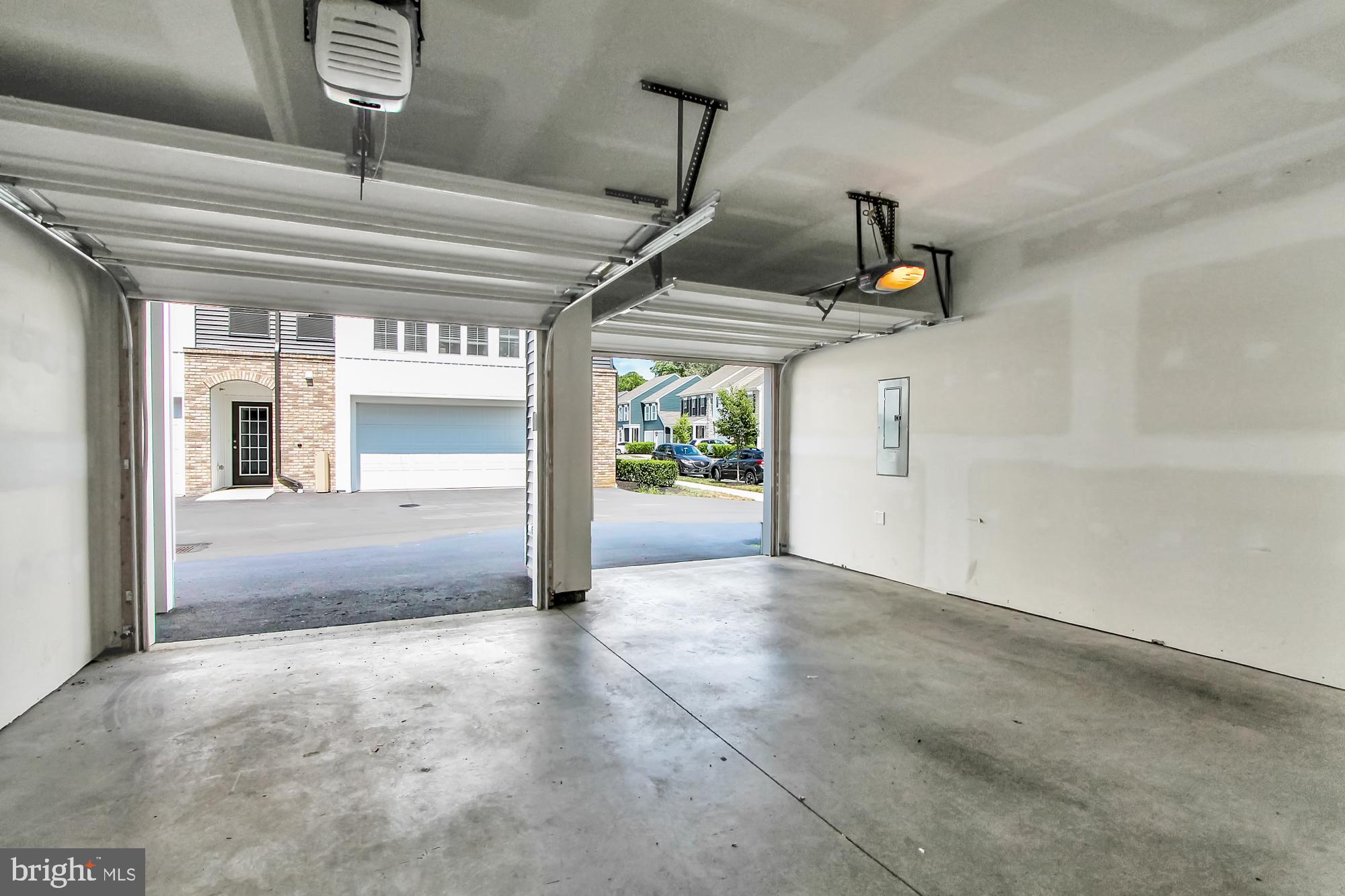 BELMONT - Residential Lease