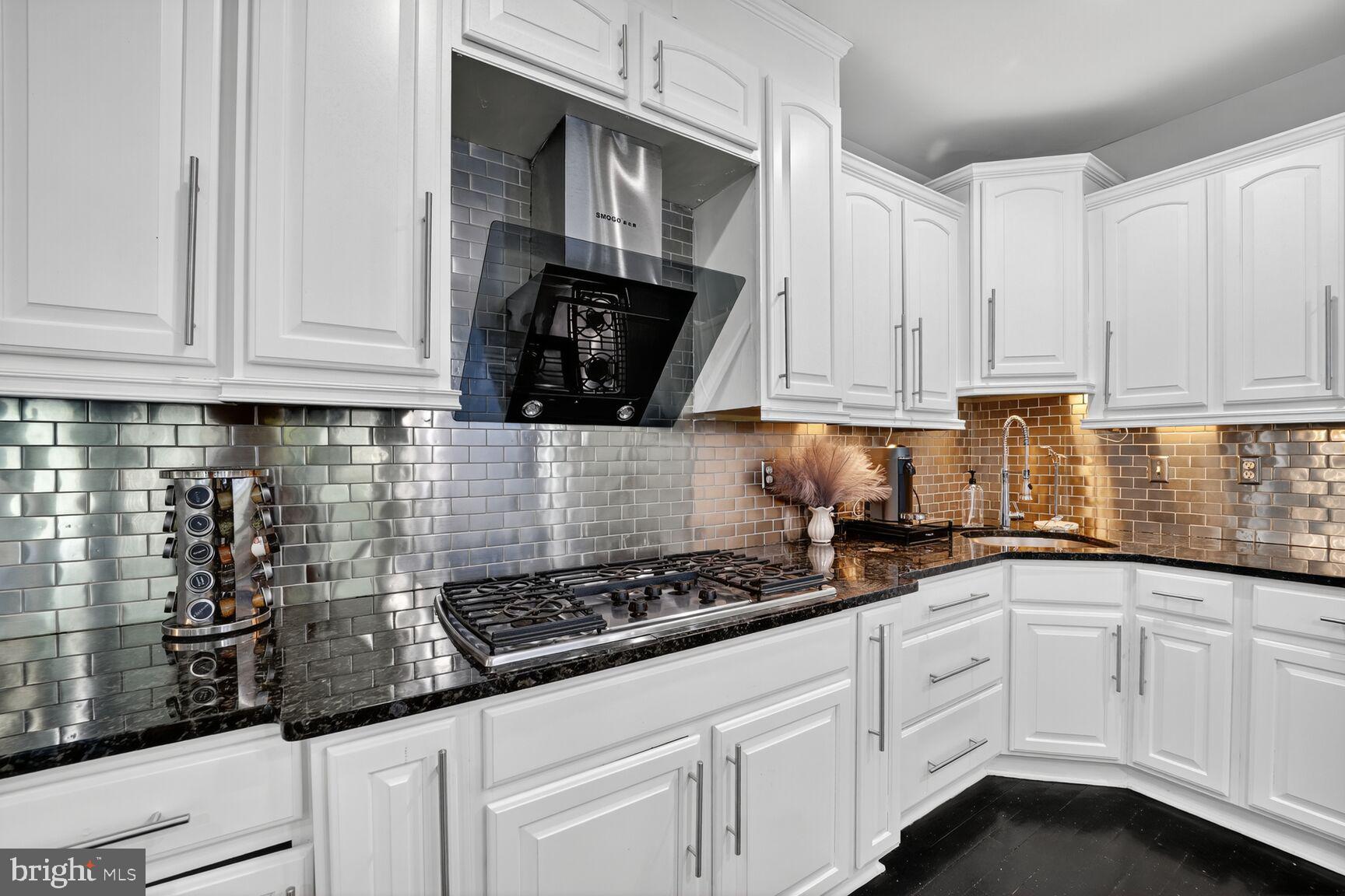 SWANSON ESTATES - Residential