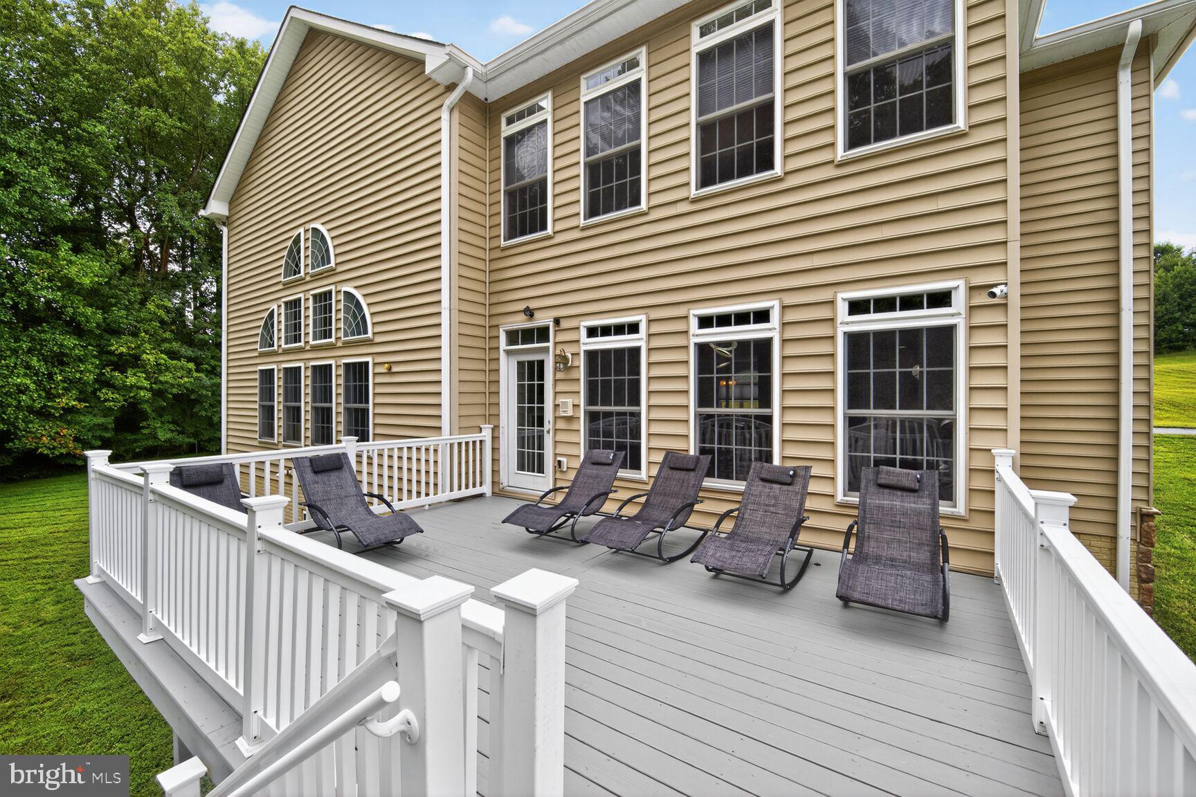 SWANSON ESTATES - Residential