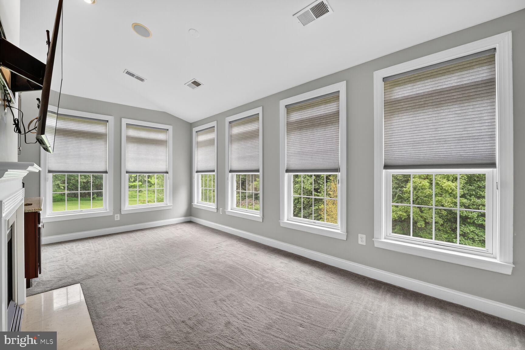 SWANSON ESTATES - Residential