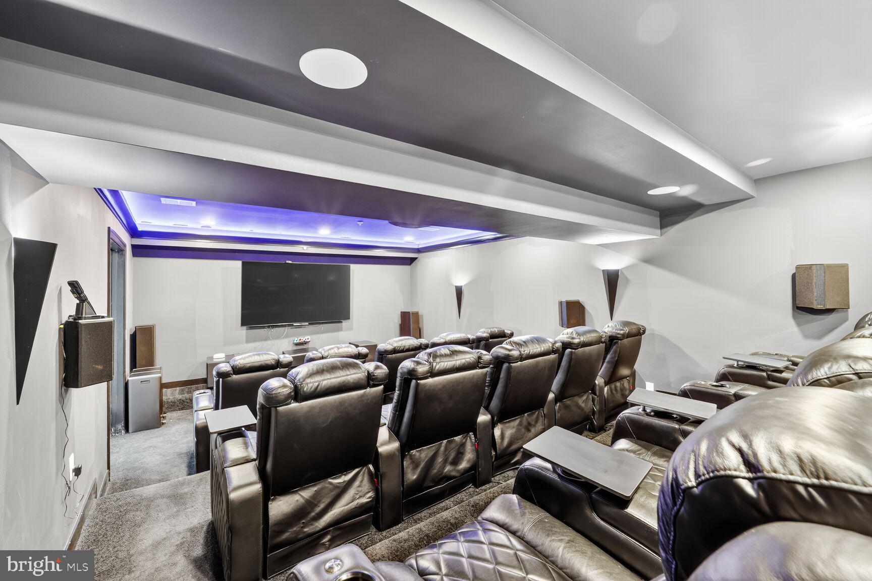 SWANSON ESTATES - Residential