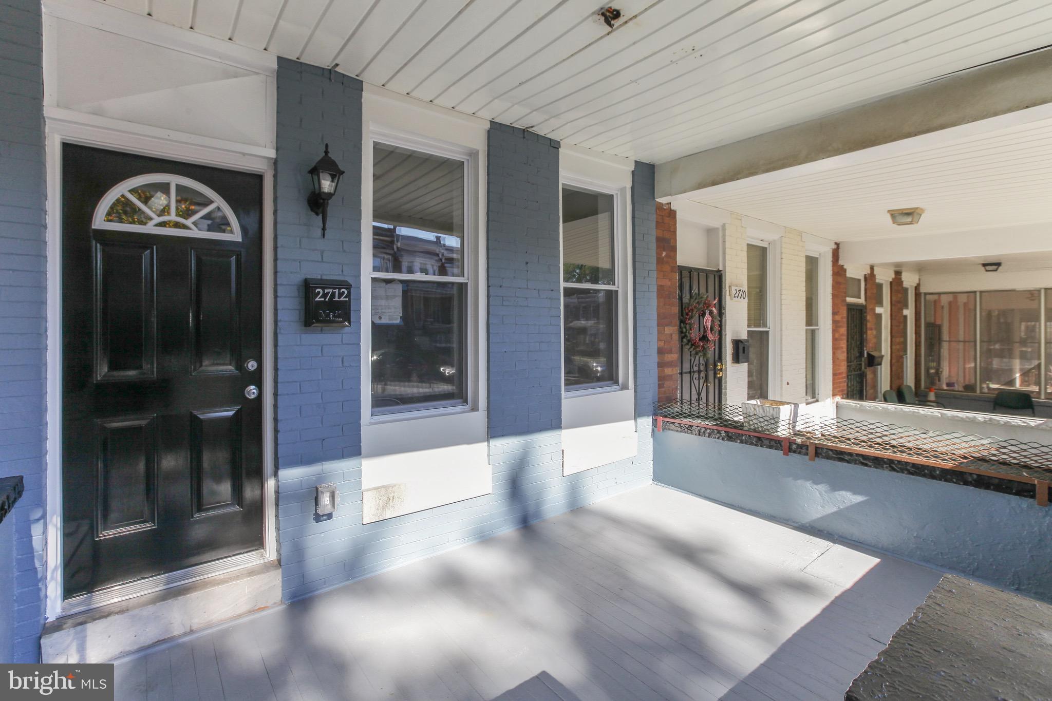 2712 W MOSHER STREET