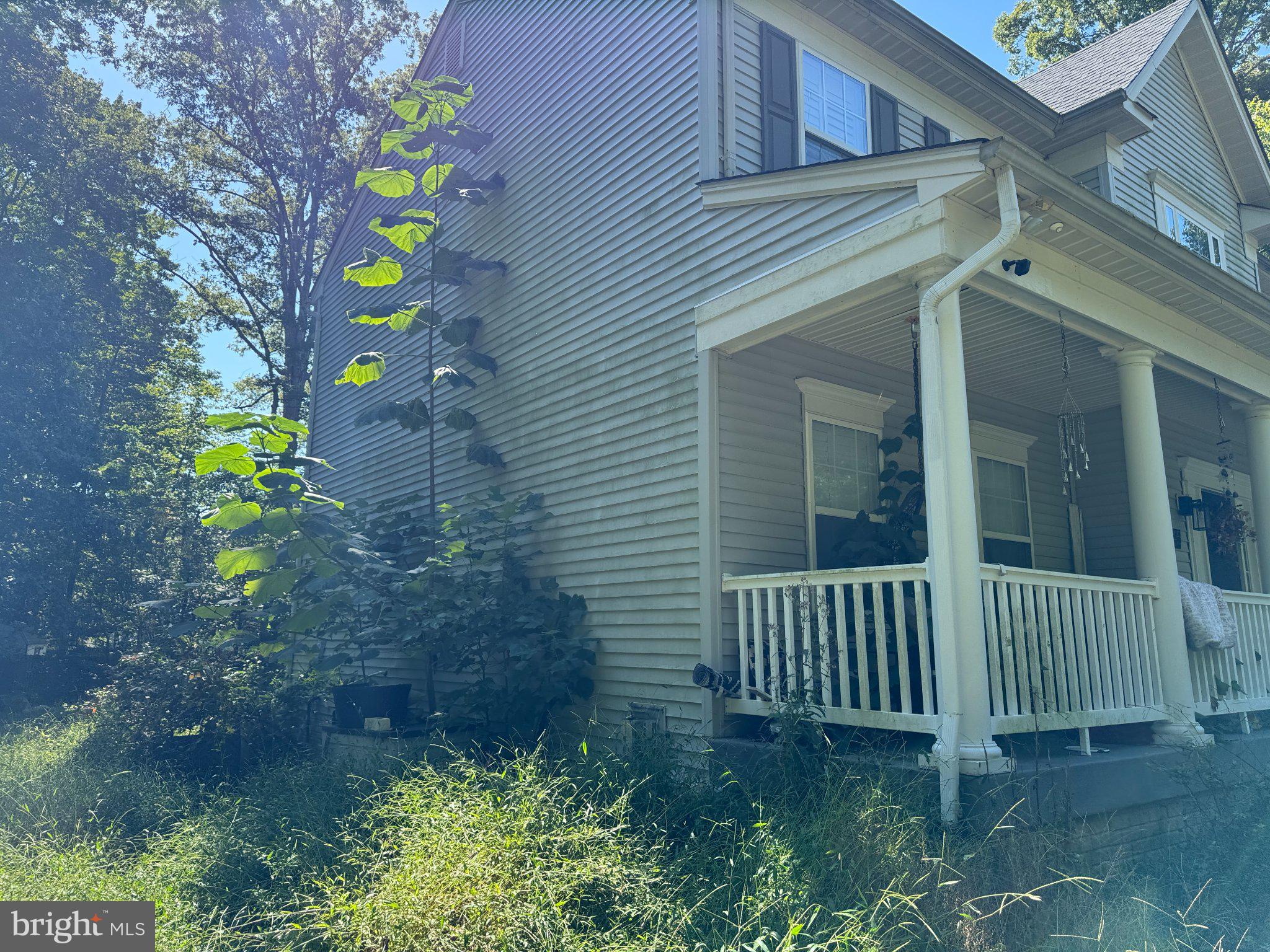 1745 RUDOLPH LANE
