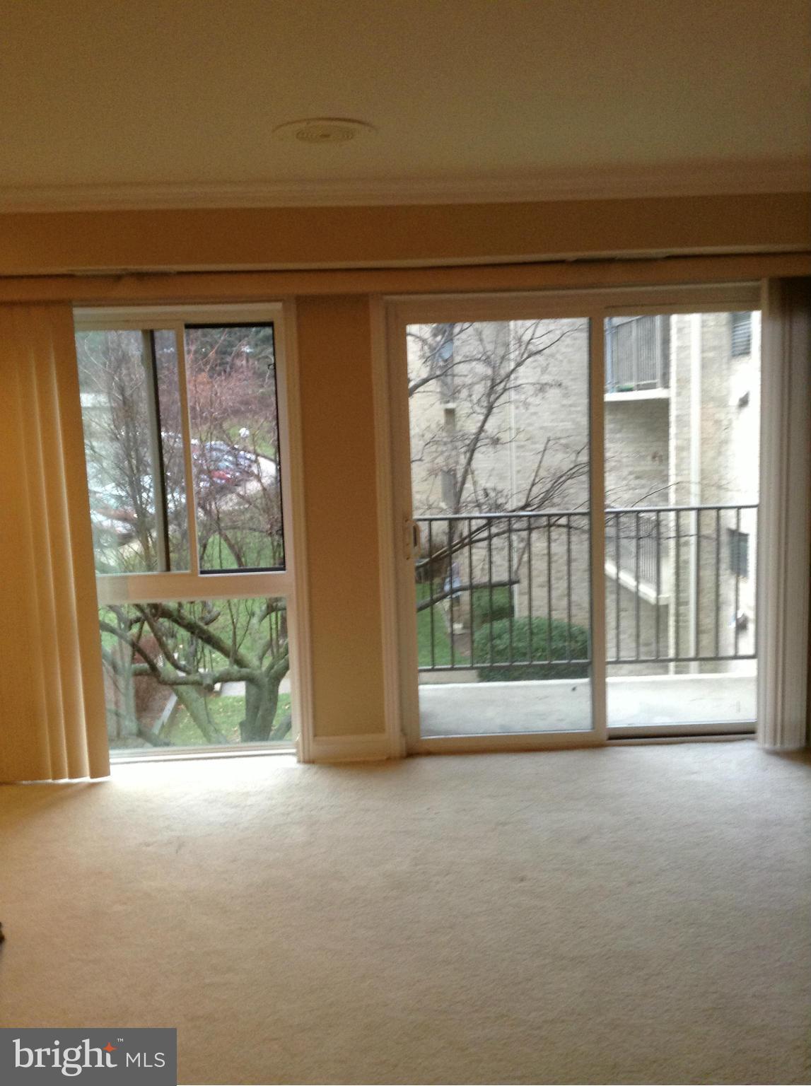 EDSALL BLUFF - Residential Lease