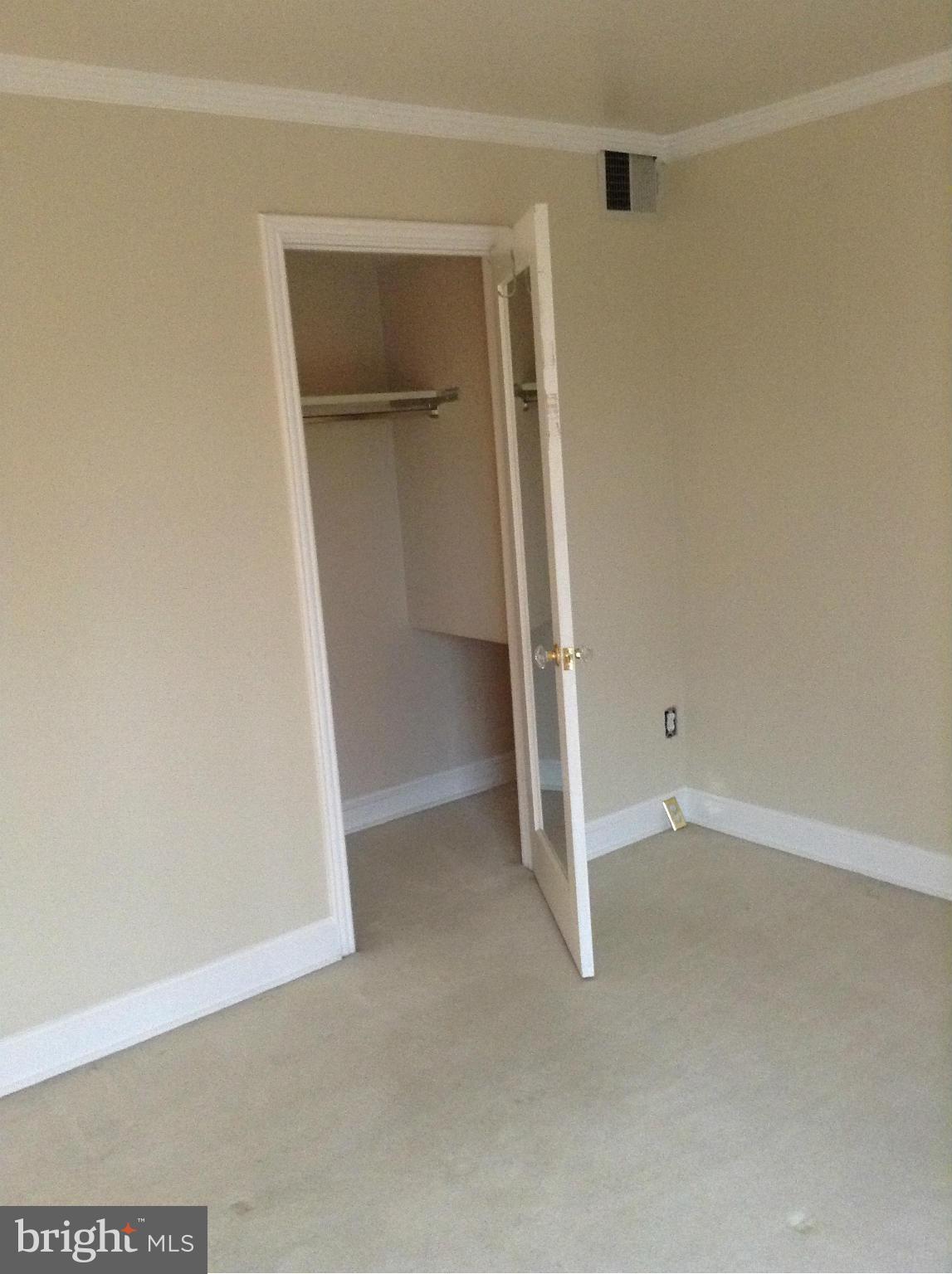 EDSALL BLUFF - Residential Lease