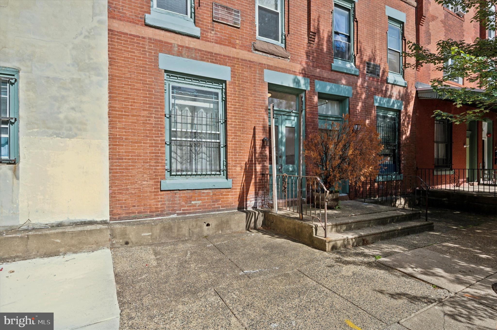 PHILADELPHIA - Residential Lease