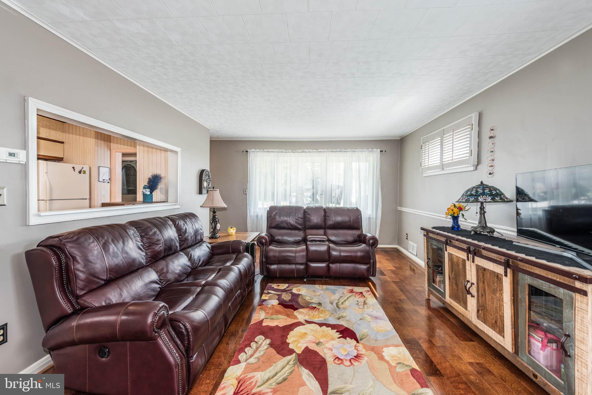 ROSEDALE - Residential