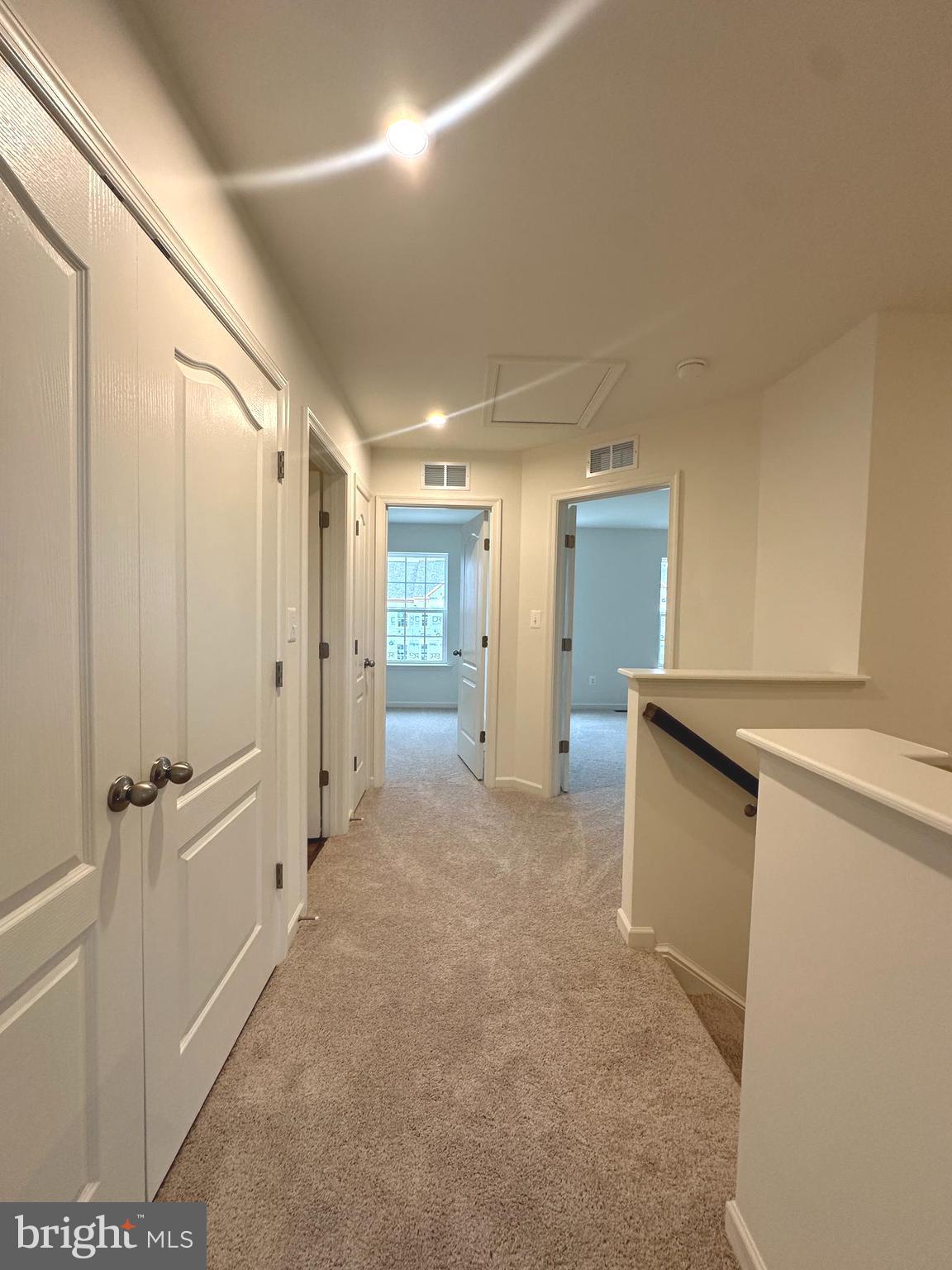 OVERLOOK AT RIVERSIDE TOWNHOMES - Residential Lease