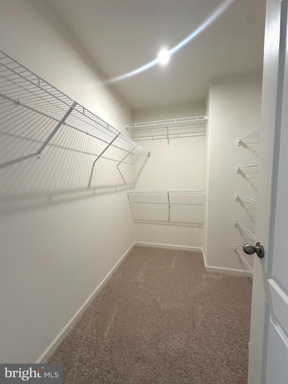 OVERLOOK AT RIVERSIDE TOWNHOMES - Residential Lease