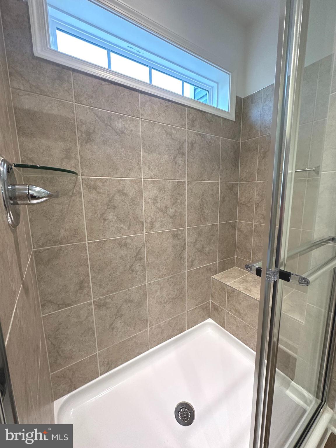 OVERLOOK AT RIVERSIDE TOWNHOMES - Residential Lease