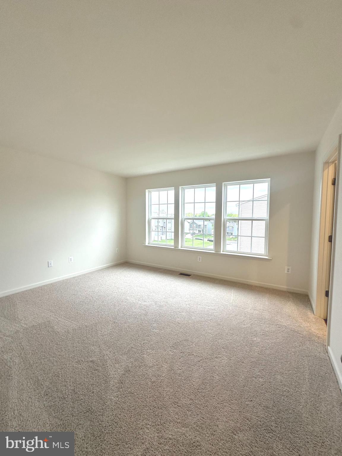 OVERLOOK AT RIVERSIDE TOWNHOMES - Residential Lease