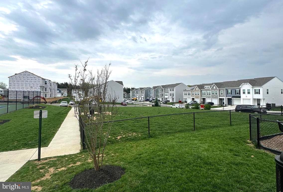 OVERLOOK AT RIVERSIDE TOWNHOMES - Residential Lease