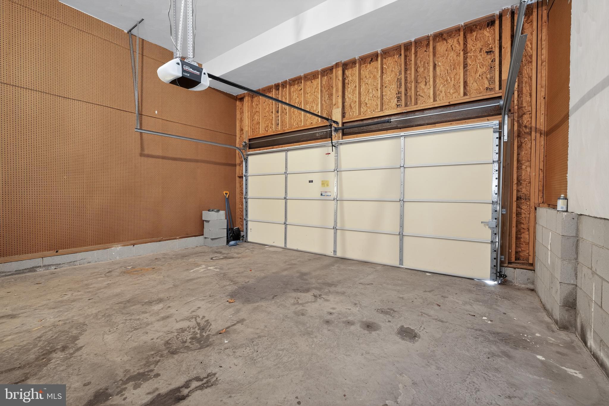 CLOVER HILL ESTATES - Residential