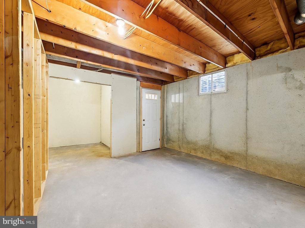 ARAGONA VILLAGE - Residential