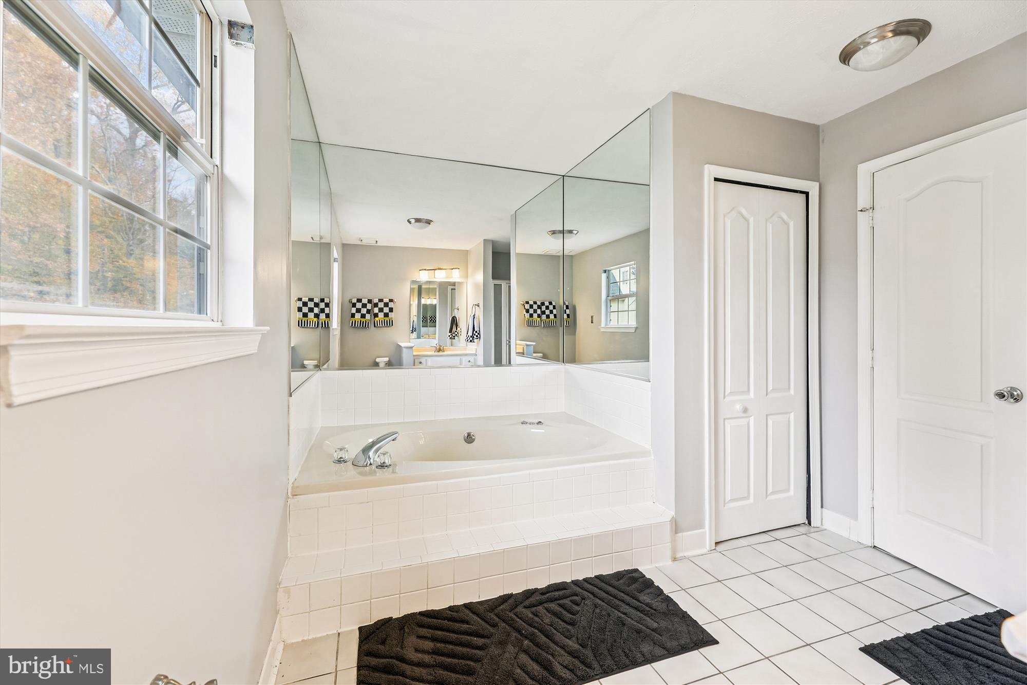 ARAGONA VILLAGE - Residential