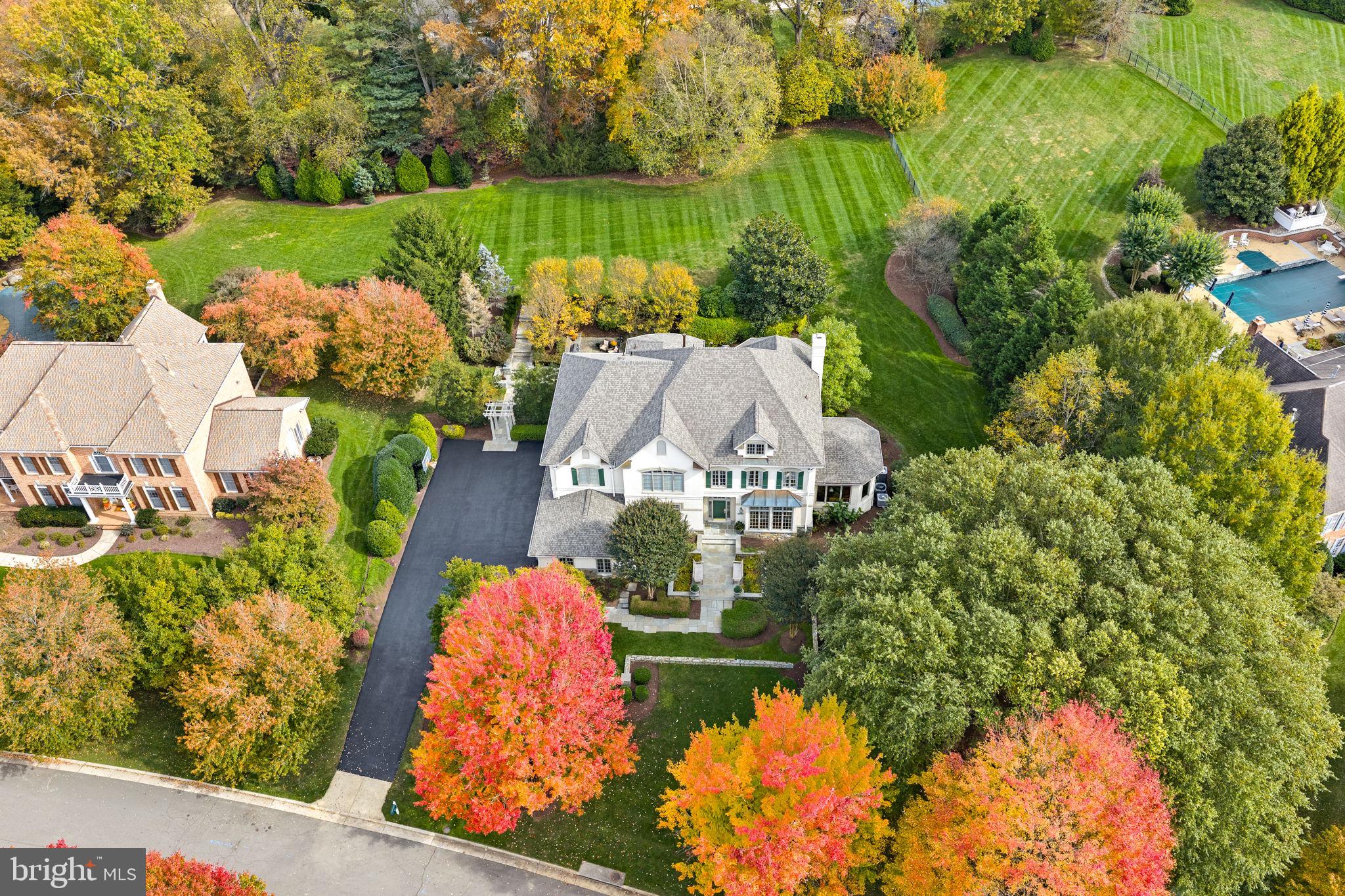 TIMBERLAKE ESTATES - Residential