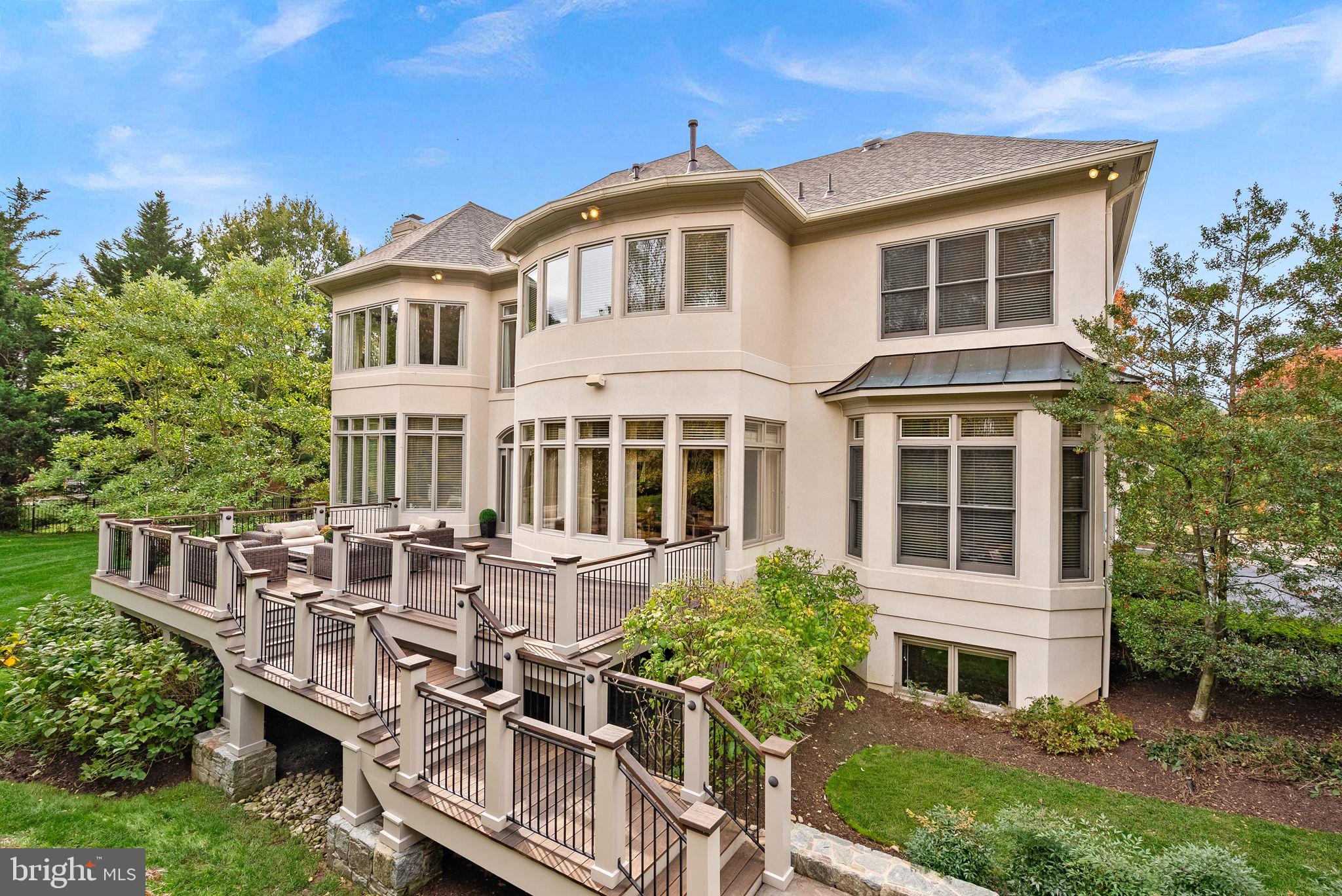 TIMBERLAKE ESTATES - Residential