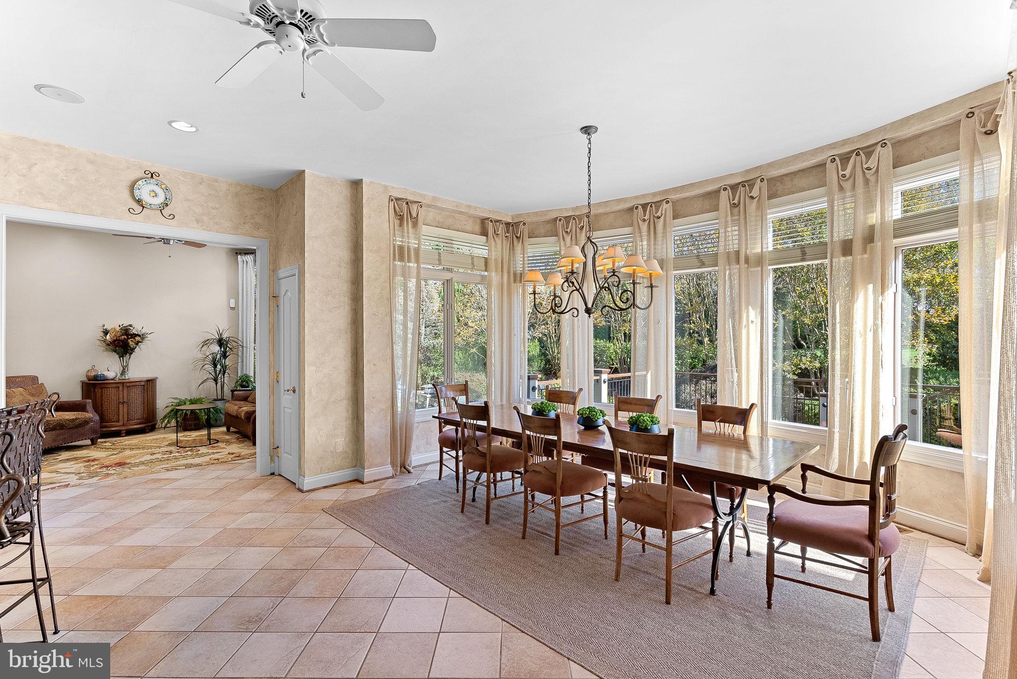 TIMBERLAKE ESTATES - Residential